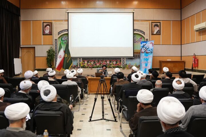 تصاویر/ اجلاسیه مسئولین و مدیران مدارس علمیه استان تهران برگزار شد