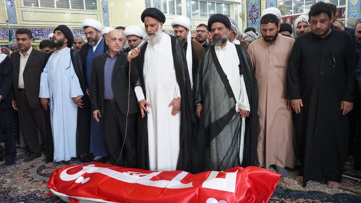 تشییع ابوی عضو مجلس خبرگان رهبری در اهواز