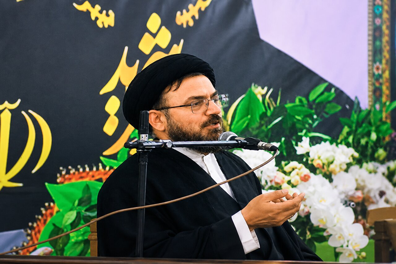 رهبر شهید امید و شجاعت را در جبهه مقاومت تقویت کرد