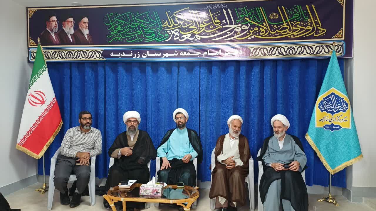 تأکید دبیر ستاد امر به معروف استان مرکزی بر نقش کلیدی روحانیون در ترویج فرهنگ دینی