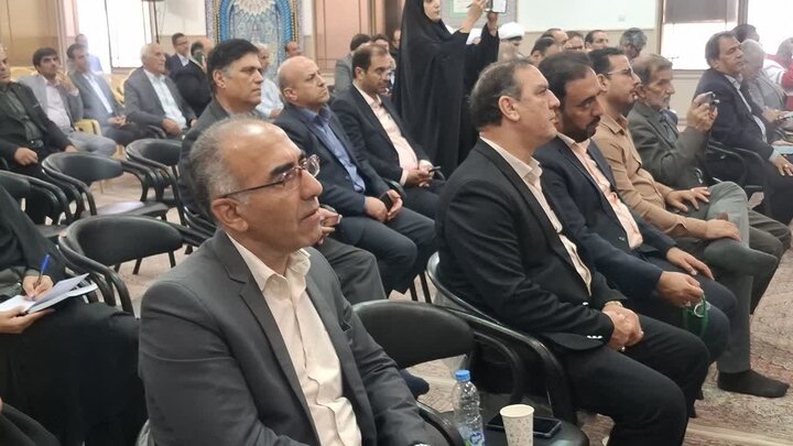 تصاویر/ جلسه شورای اداری کاشان