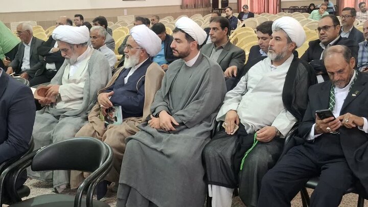 تصاویر/ جلسه شورای اداری کاشان