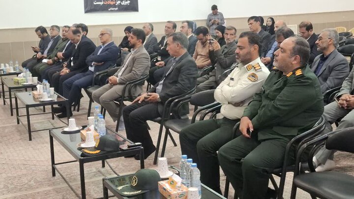 تصاویر/ جلسه شورای اداری کاشان