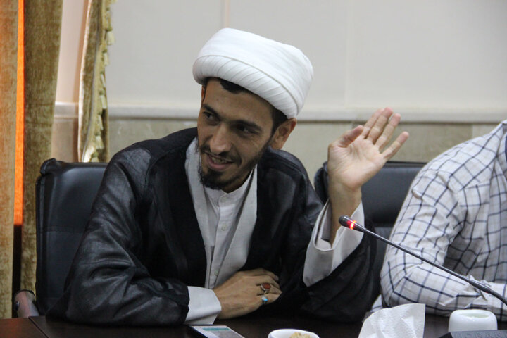 تصاویر / نشست مبلغین امین حوزه علمیه استان قزوین با مدیر حوزه علمیه قزوین