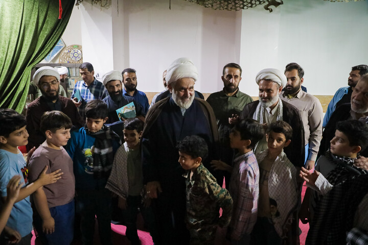تصاویر/ بازدید حجت الاسلام والمسلمین حسین طائب مسئول سازمان بسیج مستضعفین و سردار فتح الله جمیری فرماندهی سپاه امام علی بن ابیطالب استان قم کانون فرهنگی هنری امام‌رضا علیه‌السلام