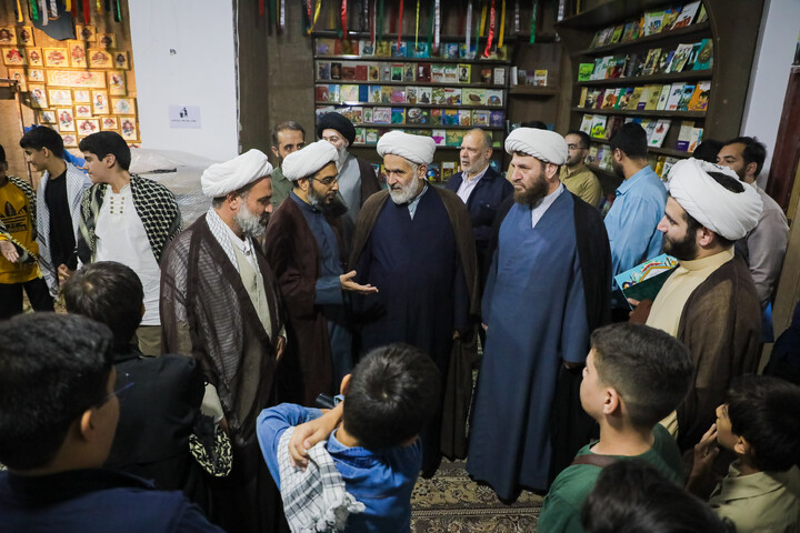 تصاویر/ بازدید حجت الاسلام والمسلمین حسین طائب مسئول سازمان بسیج مستضعفین و سردار فتح الله جمیری فرماندهی سپاه امام علی بن ابیطالب استان قم کانون فرهنگی هنری امام‌رضا علیه‌السلام