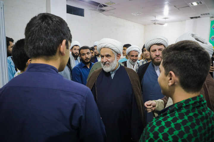 تصاویر/ بازدید حجت الاسلام والمسلمین حسین طائب مسئول سازمان بسیج مستضعفین و سردار فتح الله جمیری فرماندهی سپاه امام علی بن ابیطالب استان قم کانون فرهنگی هنری امام‌رضا علیه‌السلام