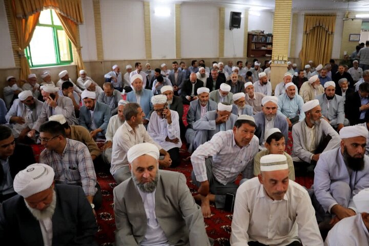 تصاویر / جشن میلاد رسول اکرم(ص) و گرامیداشت هفته وحدت در آق‌قلا