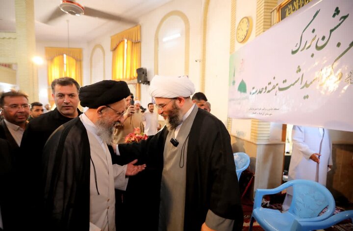 تصاویر / جشن میلاد رسول اکرم(ص) و گرامیداشت هفته وحدت در آق‌قلا