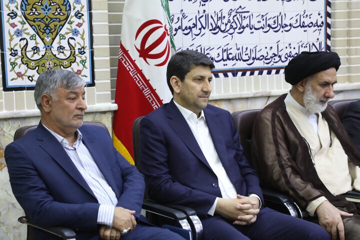 تصاویر/دیدار وزیر ارتباطات با نماینده ولی فقیه در چهارمحال و بختیاری