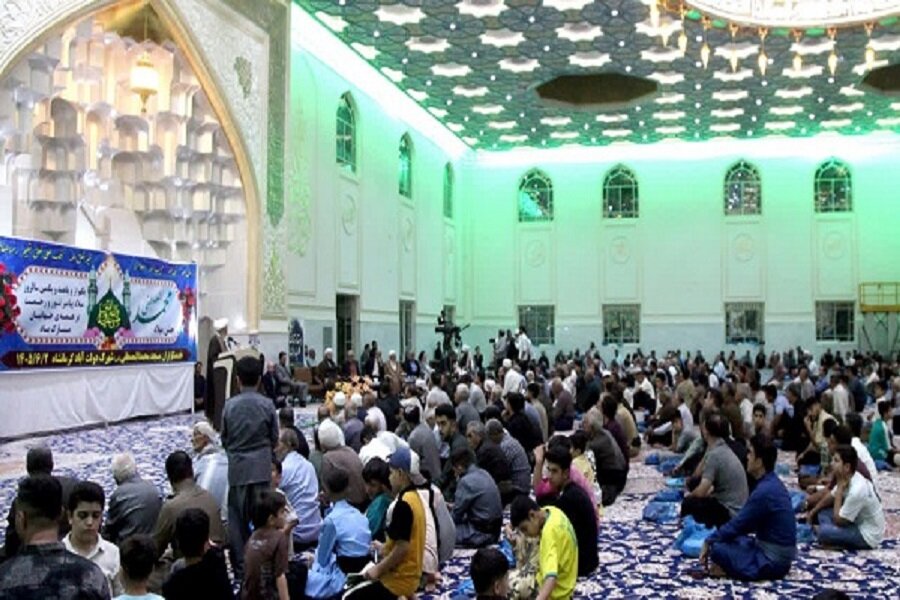 وحدت مسلمانان حول محور خدا و پیامبر تنها راه ایستادگی در برابر دشمن است