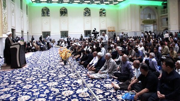 وحدت مسلمانان حول محور خدا و پیامبر تنها راه ایستادگی در برابر دشمن است+تصاویر