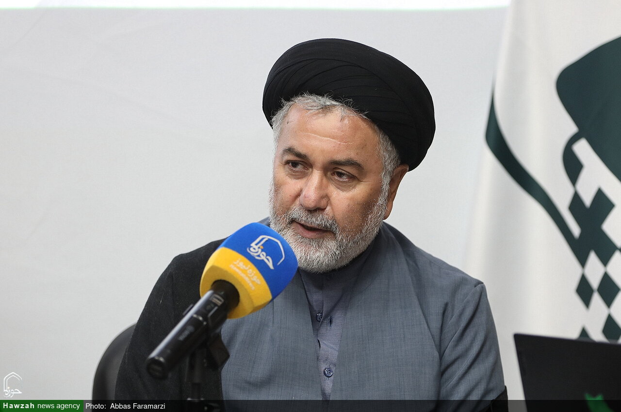 شناسایی و گردآوری ۶۰ هزار عنوان پژوهشی در ۲۵ موضوع علمی پیرامون پیامبر اعظم(ص) / رونمایی مجموعه موضوعات پژوهشی علوم و معارف محمدی(ص) در کنفرانس وحدت