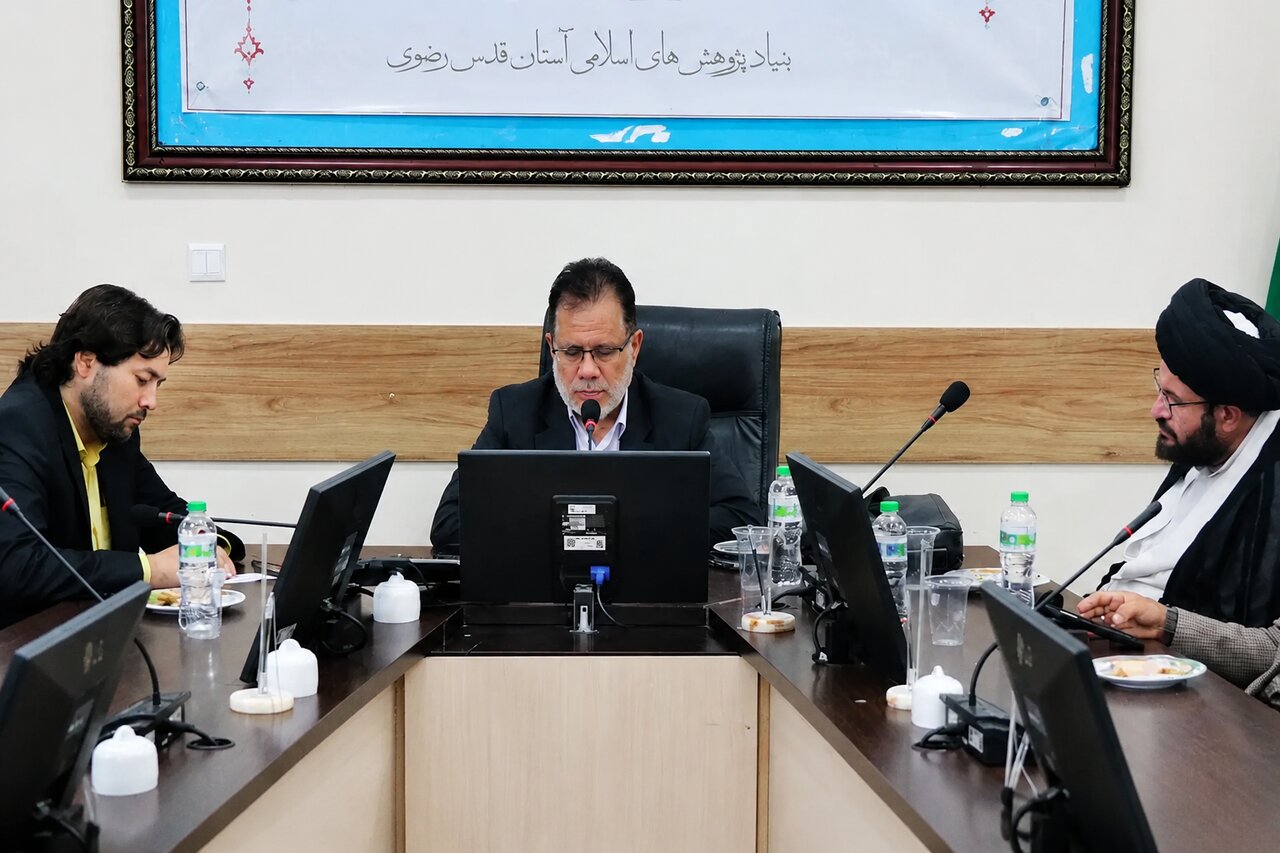 حکمرانی زیارت باید از شناخت حقیقت زیارت آغاز شود/ حقوق زائر تنها بخشی از منظومه حکمرانی زیارت است
