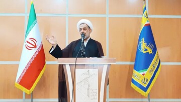 مسجد باید کانون حل مسائل فرهنگی، اجتماعی و اقتصادی محله باشد