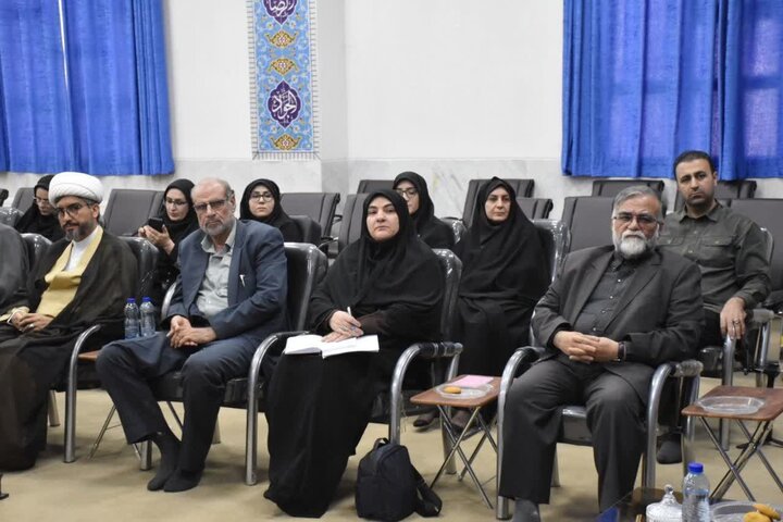 تصاویر/دیدار مسئولان لرستان با نماینده ولی فقیه در استان