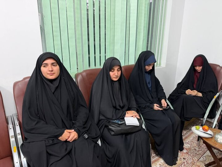 تصاویر/ نشست اهل رسانه شهرستان تالش با امام جمعه تالش