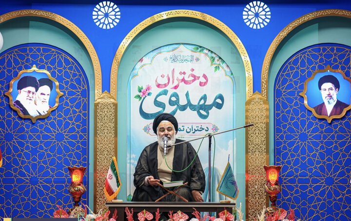 گزارش تصویری +همایش «دختران مهدوی» با محوریت نقش دختران در تمدن‌سازی برگزار شد