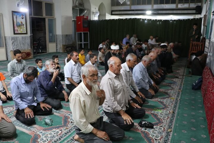 تصاویر/بازدید اعضای قرارگاه راهبردی مساجد بروجرد از مسجد حضرت ابوالفضل(ع)شهرستان