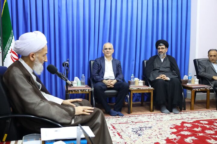 تصاویر/ دیدار مسئولان نهاد نمایندگی مقام معظم رهبری در دانشگاه علوم پزشکی مازندران با نماینده ولی فقیه در استان