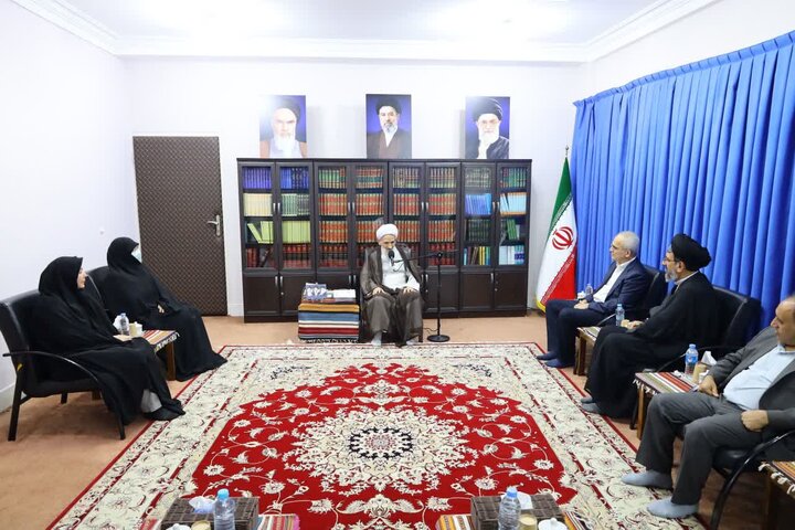 تصاویر/ دیدار مسئولان نهاد نمایندگی مقام معظم رهبری در دانشگاه علوم پزشکی مازندران با نماینده ولی فقیه در استان