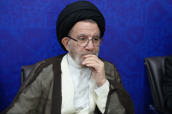 تریبون نماز جمعه فرصتی برای ارائه گزارش به مردم است