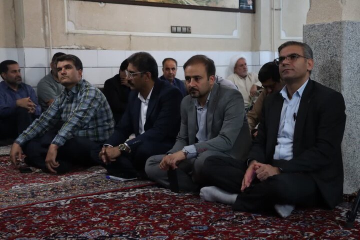 تصاویر/دیدار مدیران و کارکنان ادارات کل استان مرکزی با نماینده ولی فقیه در استان مرکزی