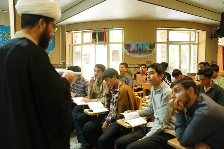 تصاویر / برنامه میثاق طلبگی در حوزه علمیه استان قزوین