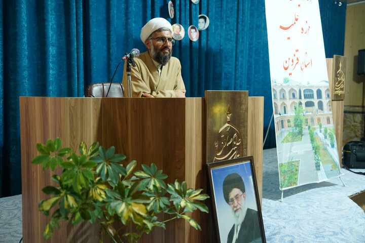 تصاویر / برنامه میثاق طلبگی در حوزه علمیه استان قزوین