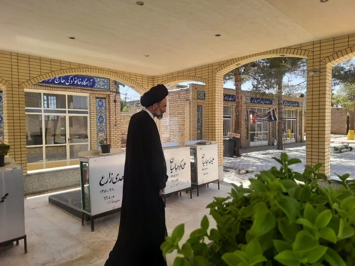 تصاویر/حضور نماینده ولی‌فقیه درکاشان دربهره برداری پروژ های هفته دولت