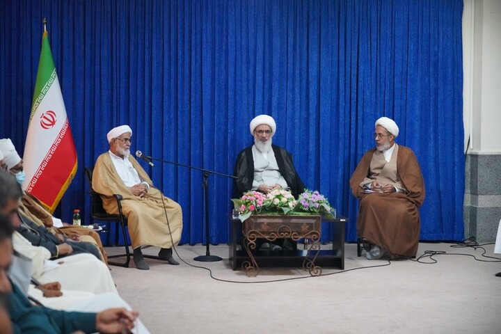 تصاویر/ دیدار علمای اهل سنت بوشهر با امام جمعه
