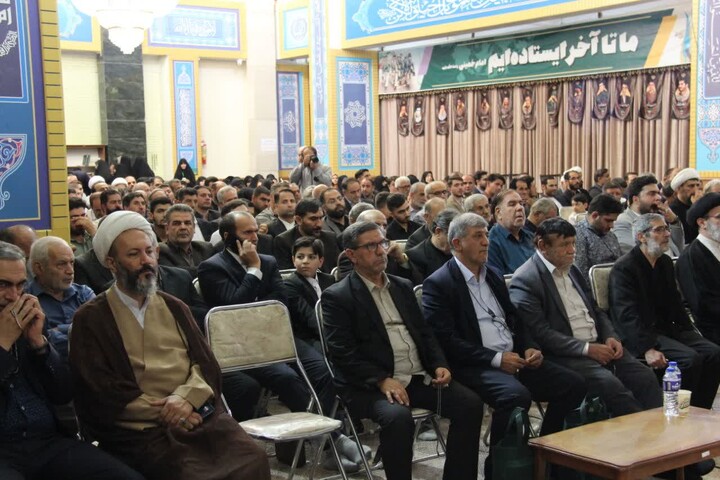 تصاویر / مراسم دوازدهمین همایش تجلیل از مداحان و هیئات مذهبی سپاه عاشورا  در تبریز