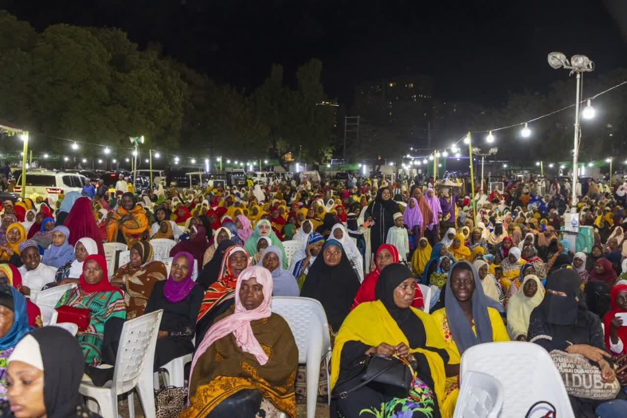 جشن ملی میلاد پیامبر اکرم (ص) در دارالسلام برگزار شد؛ مفتی بر حفظ وحدت و صلح در تانزانیا تأکید کرد