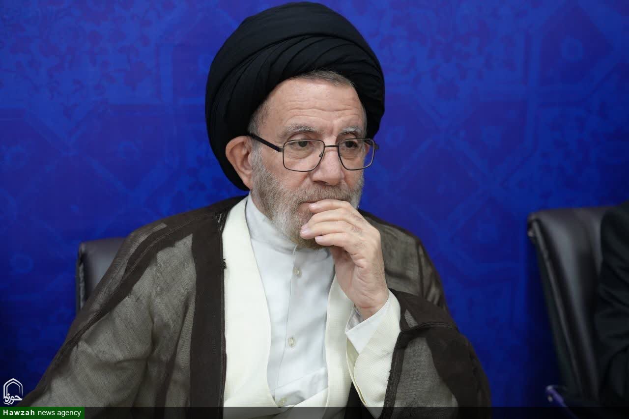 تریبون نماز جمعه فرصتی برای ارائه گزارش به مردم است