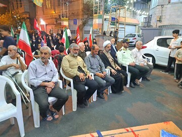 امام جمعه آران و بیدگل با خانواده شهدا و آزادگان دیدار کرد+ تصاویر