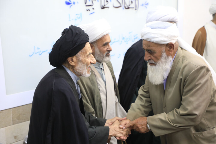 دیدار علمای اهل سنت و تشییع