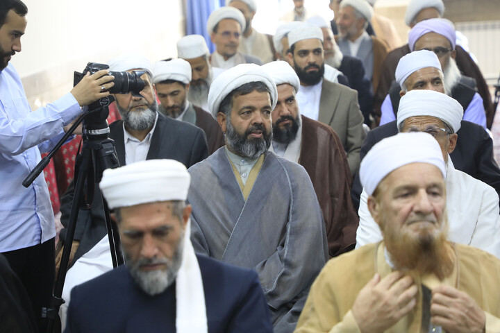 دیدار علمای اهل سنت و تشییع
