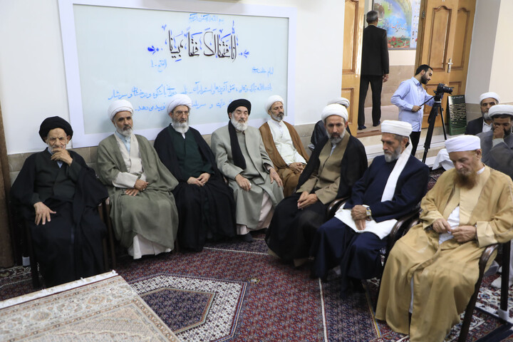 دیدار علمای اهل سنت و تشییع