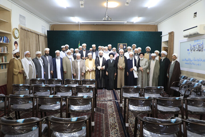 دیدار علمای اهل سنت و تشییع