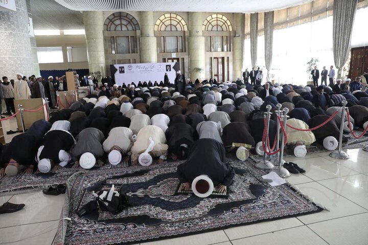 تصاویر/ اقامه نماز وحدت در چهلمین کنفرانس بین المللی وحدت اسلامی