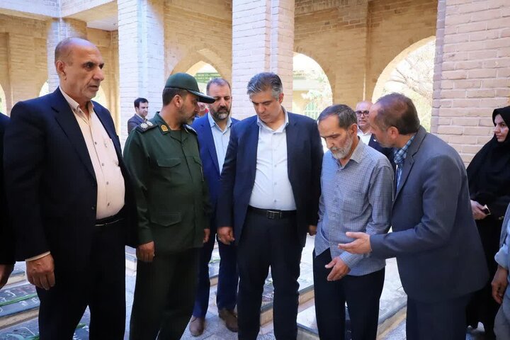 تصاویر/تجدید میثاق مسئولان استان مرکزی با شهدای شهرستان آشتیان