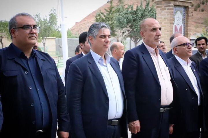 تصاویر/تجدید میثاق مسئولان استان مرکزی با شهدای شهرستان آشتیان