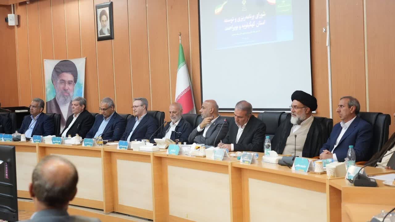 مطالبات توسعه‌ای امام جمعه یاسوج از وزیر کار؛ از پتروشیمی دهدشت تا سد تنگ‌سرخ