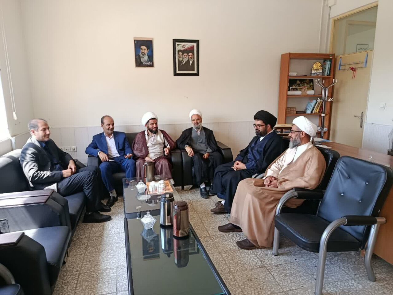 دیدار مسئول حوزه نمایندگی ولی فقیه در جهاد کشاورزی با مدیر اداره تبلیغات اسلامی شازند+عکس