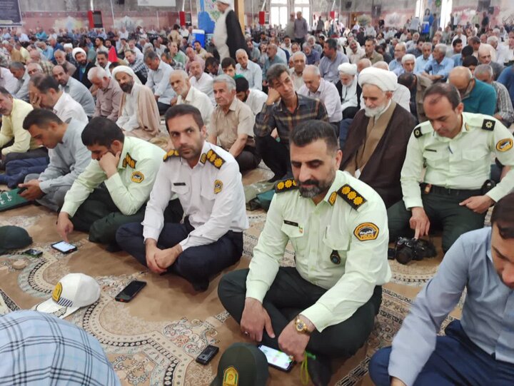 تصاویر/ نمازعبادی سیاسی جمعه کاشان