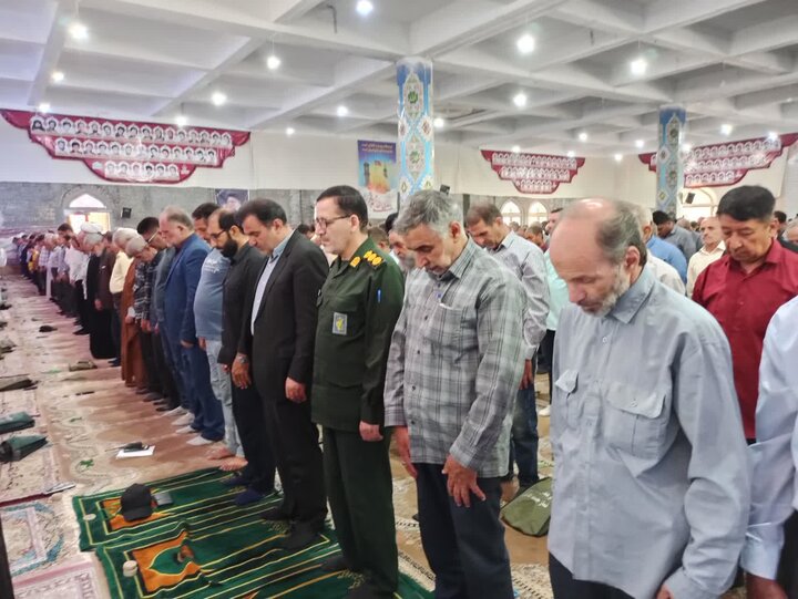تصاویر/ نمازعبادی سیاسی جمعه کاشان