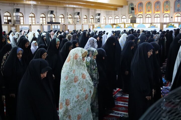 تصاویر/ نماز عبادی سیاسی جمعه در شهرستان ساری