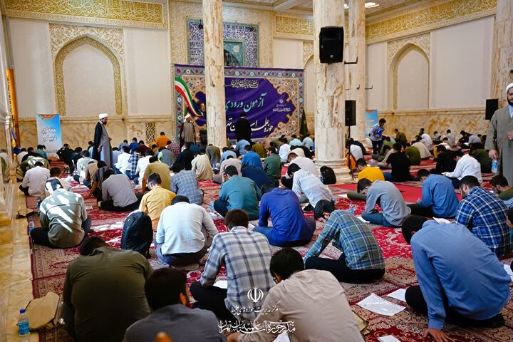 تصاویر/ برگزاری مرحله دوم آزمون طلاب جدیدالورود حوزه علمیه استان تهران