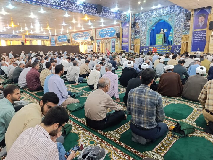 نماز جمعه بوشهر به روایت تصویر