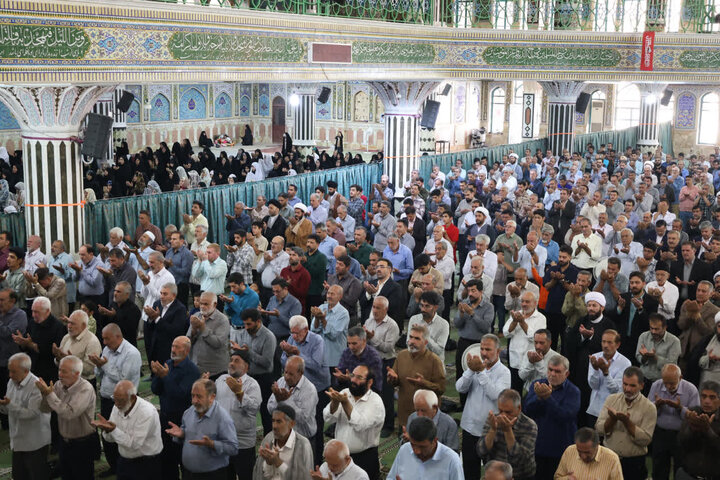 تصاویر/ نماز عبادی سیاسی جمعه در شهرکرد